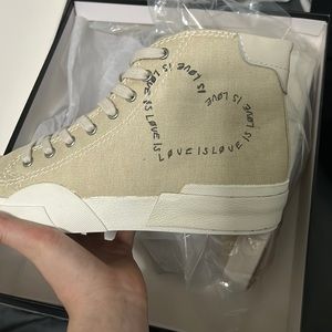Dolce vita cream color canvas shoes. Size 8.5